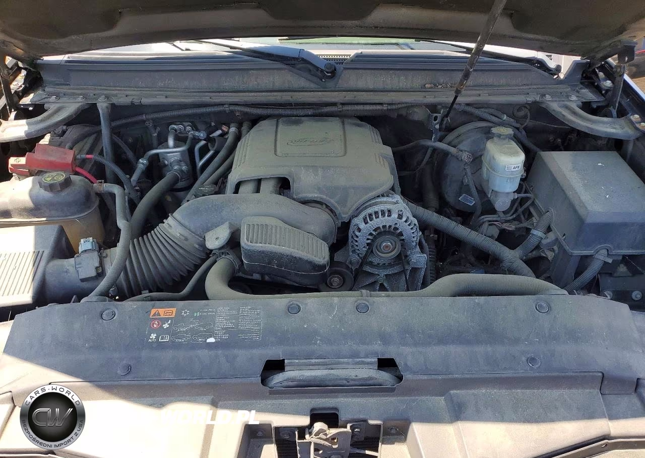 2012 Chevrolet Suburban VIN:1GNSKKE79CR276107 - 12