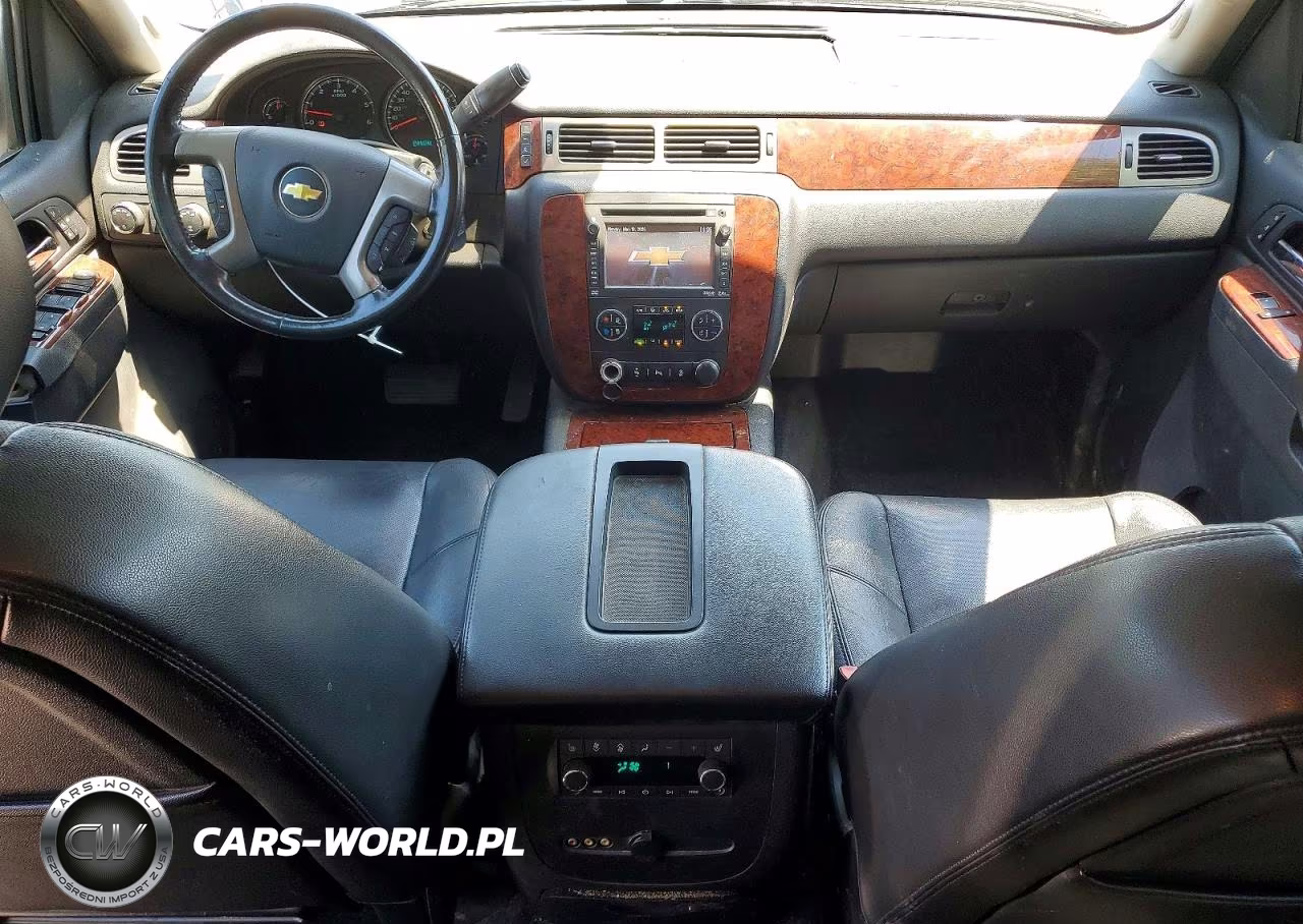 2012 Chevrolet Suburban VIN:1GNSKKE79CR276107 - 8