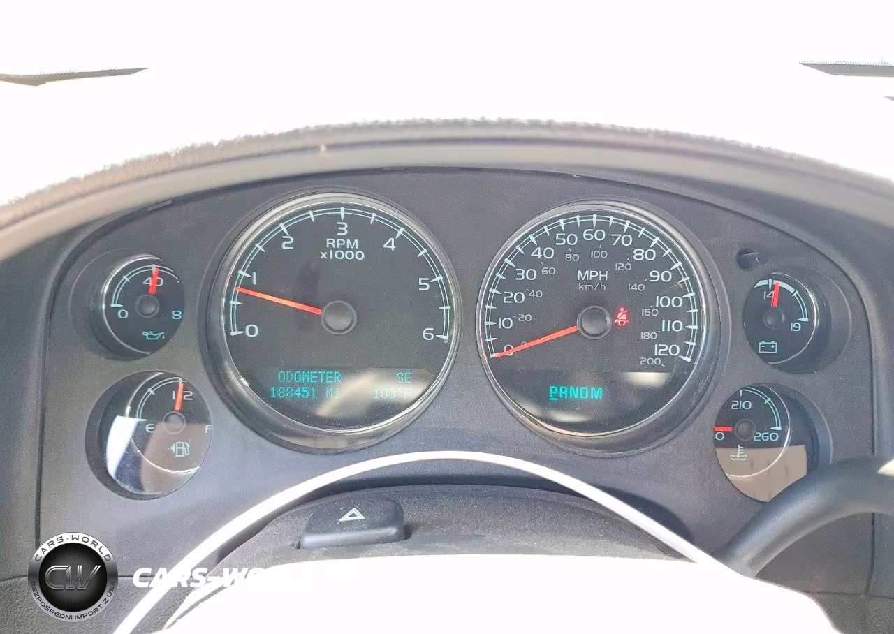 2012 Chevrolet Suburban VIN:1GNSKKE79CR276107 - 9