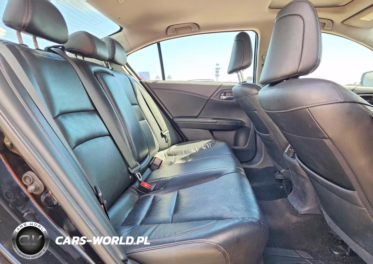 2016 Honda Accord VIN:1HGCR2F88GA142632 - 10