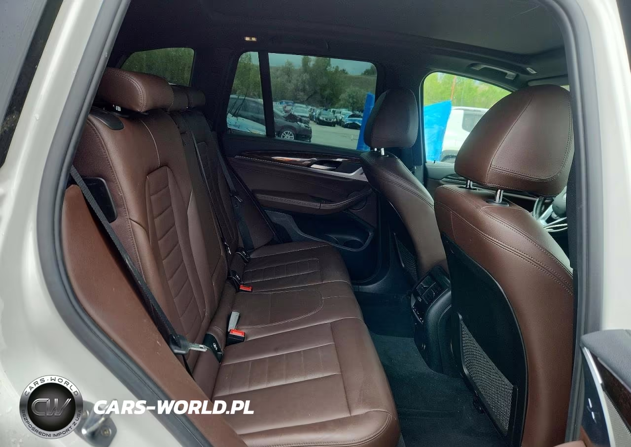 2018 BMW X3 xDrivem40I VIN:5UXTS3C5XJ0Z00226 - 11