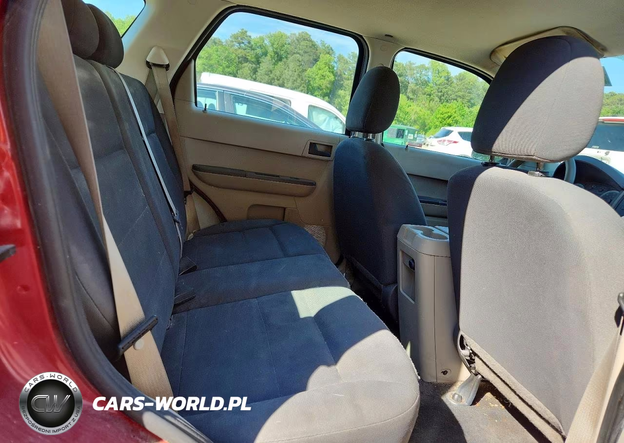 2008 Ford Escape Xls VIN:1FMCU02Z48KB13300 - 11