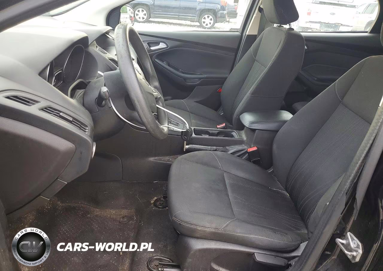 2016 Ford Focus Se VIN:1FADP3K27GL297974 - 7