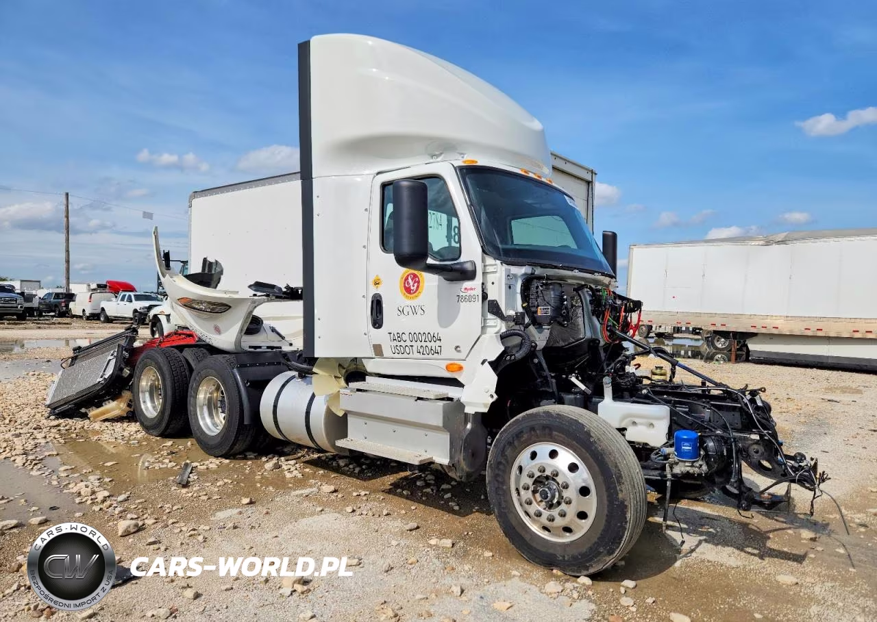 2025 International Lt62F Semi Truck