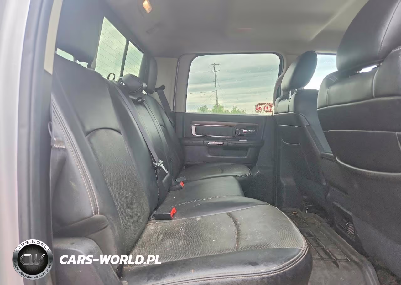 2016 Ram 3500 Laramie VIN:3C63RRJL4GG242593 - 10