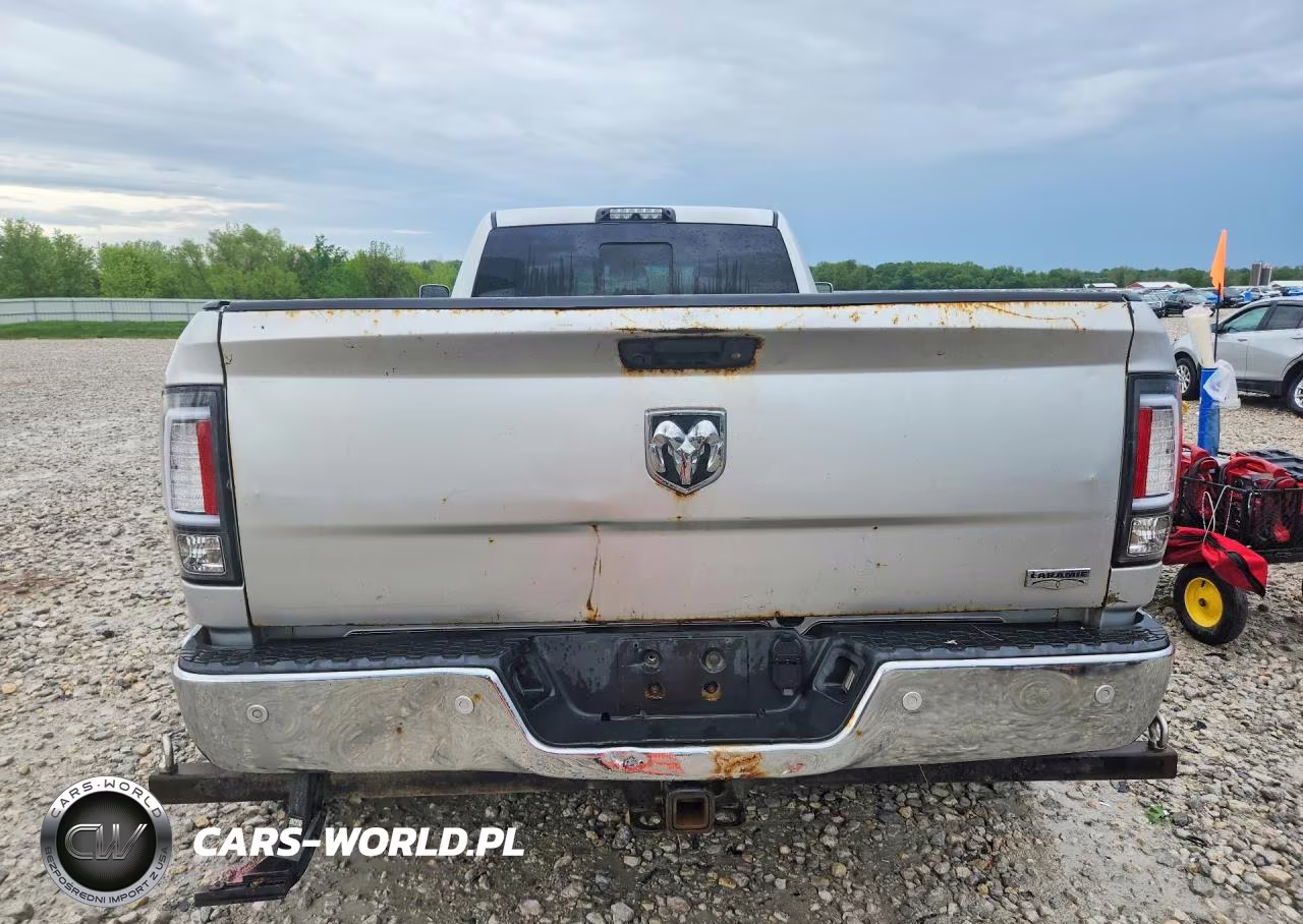 2016 Ram 3500 Laramie VIN:3C63RRJL4GG242593 - 6