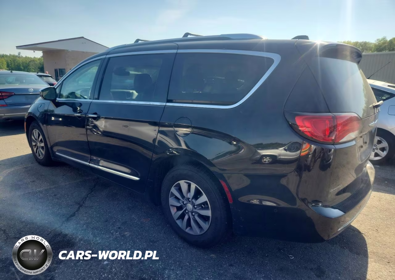 2019 Chrysler Pacifica Hybrid Limited VIN:2C4RC1N7XKR668746 - 2