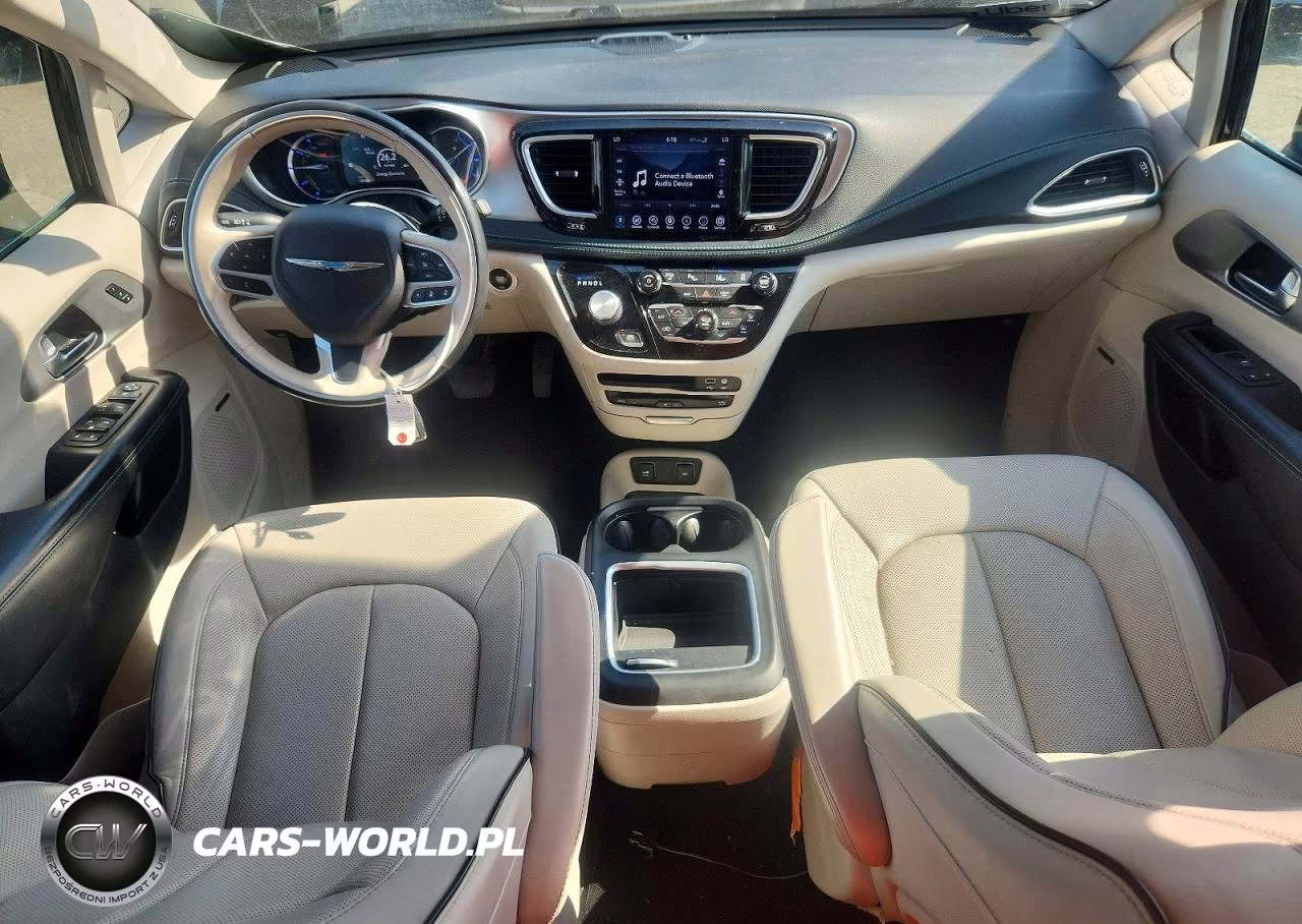 2019 Chrysler Pacifica Hybrid Limited VIN:2C4RC1N7XKR668746 - 8
