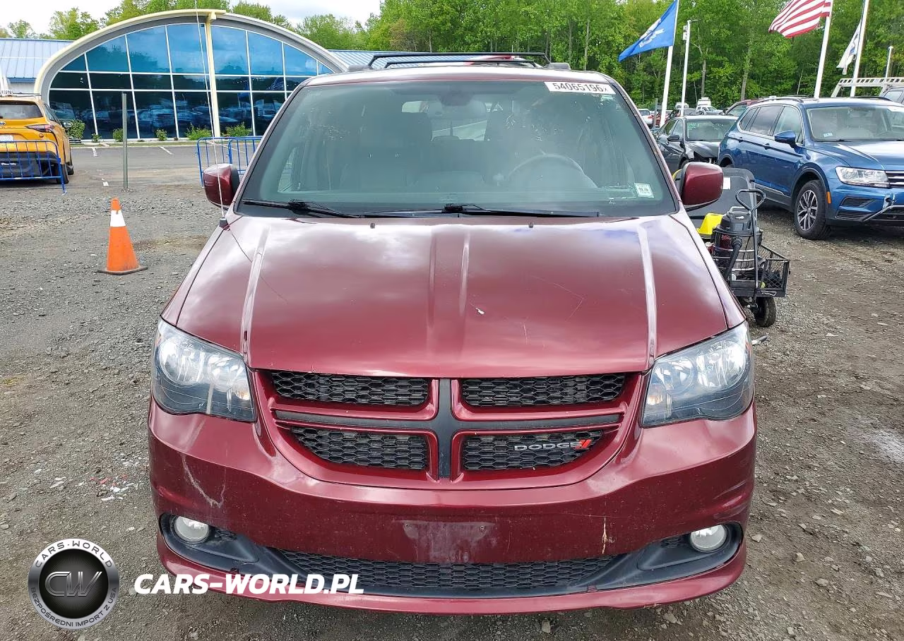 2018 Dodge Grand Caravan Gt VIN:2C4RDGEG0JR346373 - 5