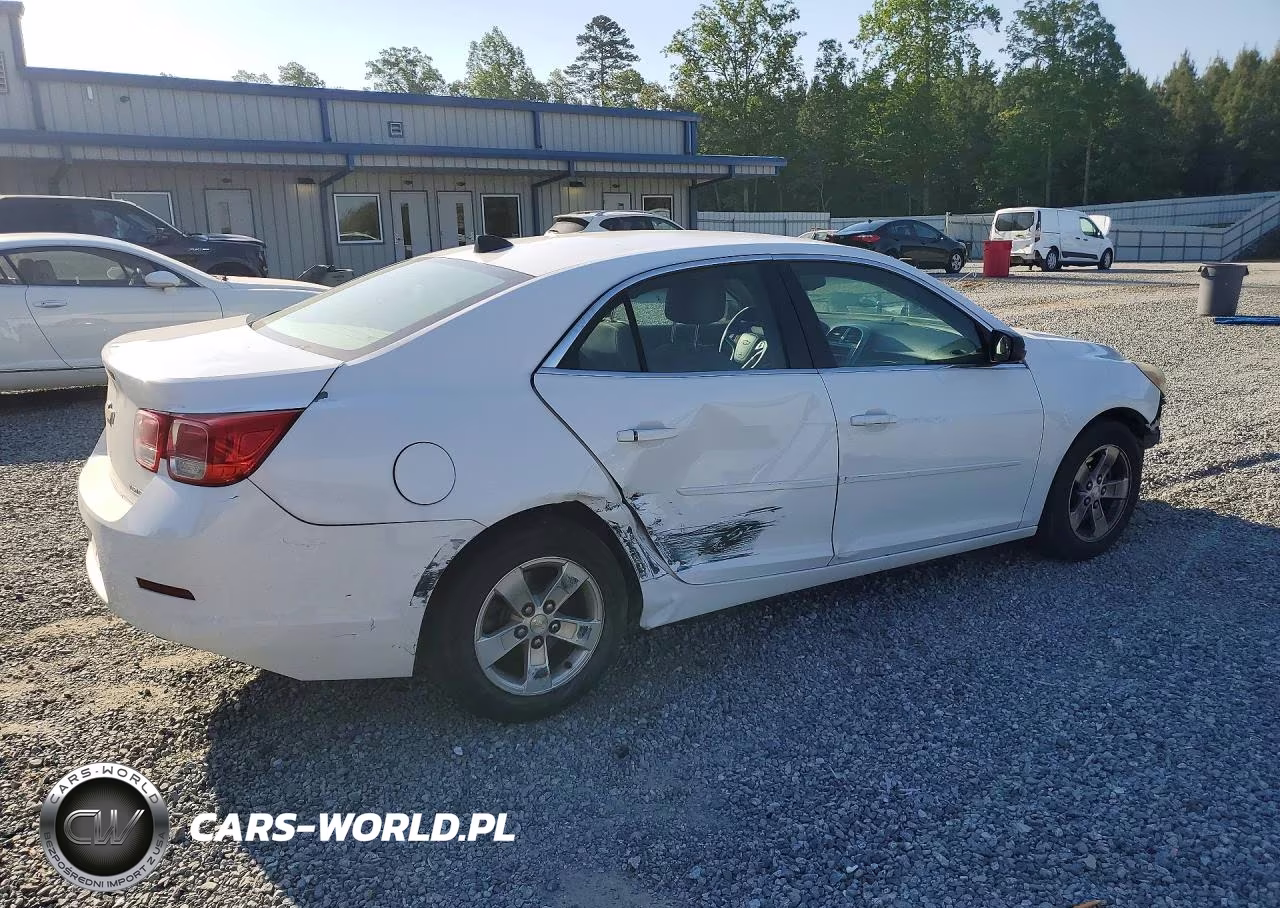 2013 Chevrolet Malibu Ls VIN:1G11B5SA9DF215096 - 3