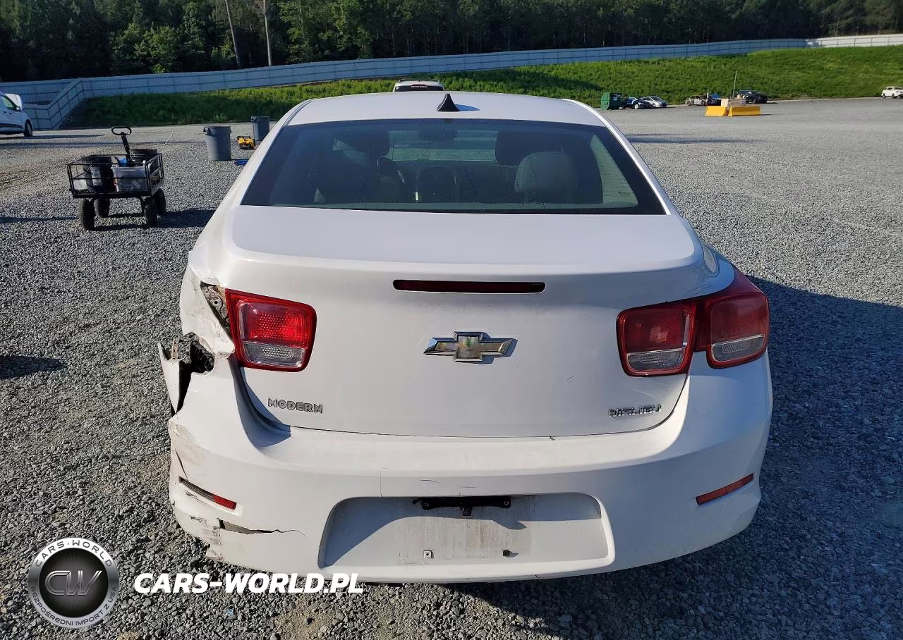2013 Chevrolet Malibu Ls VIN:1G11B5SA9DF215096 - 6