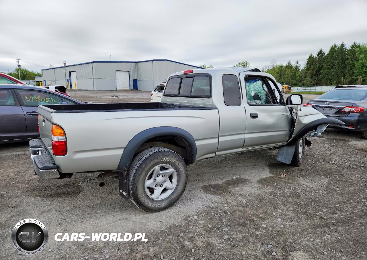 2004 Toyota Tacoma Xtracab VIN:5TEWN72N74Z360627 - 3