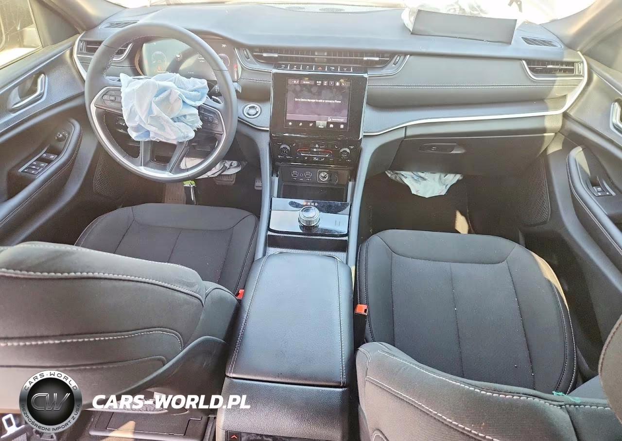 2025 Jeep Grand Cherokee L Laredo VIN:1C4RJKAG0S8795163 - 8