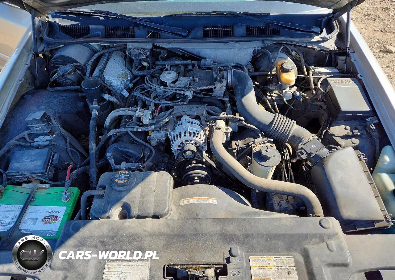 1999 Ford Crown Victoria VIN:2FAFP73W5XX115810 - 11