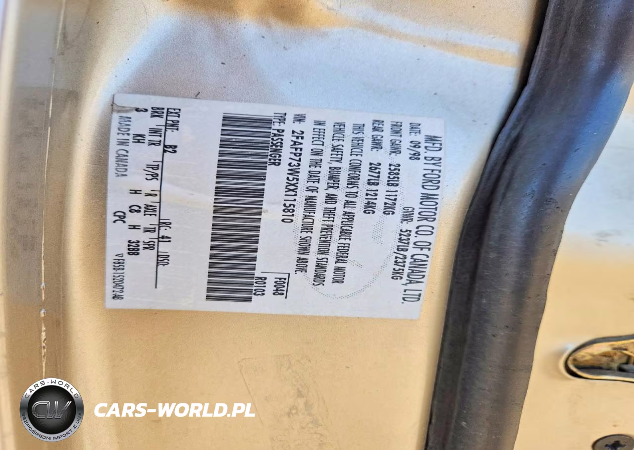 1999 Ford Crown Victoria VIN:2FAFP73W5XX115810 - 12