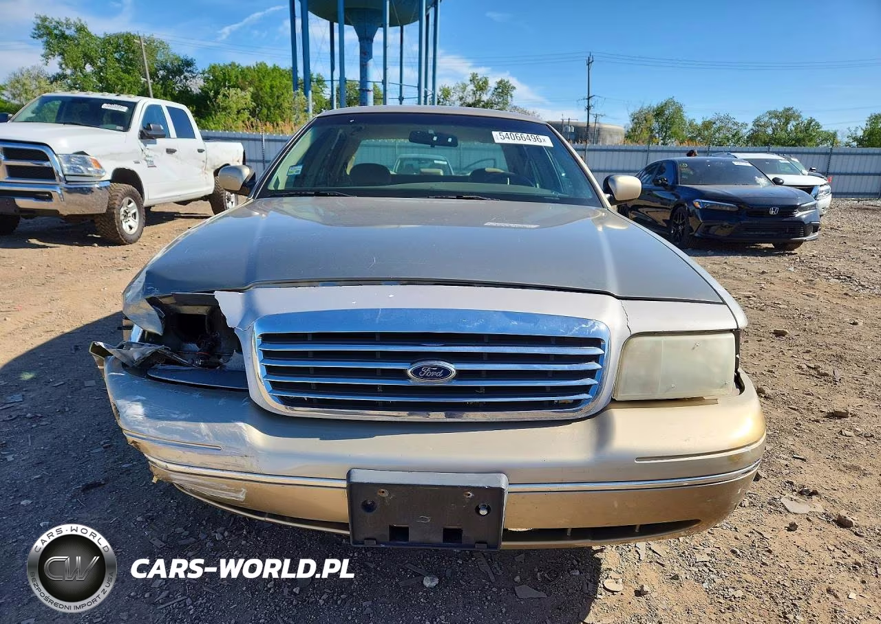 1999 Ford Crown Victoria VIN:2FAFP73W5XX115810 - 5