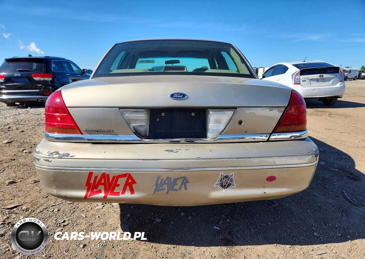 1999 Ford Crown Victoria VIN:2FAFP73W5XX115810 - 6