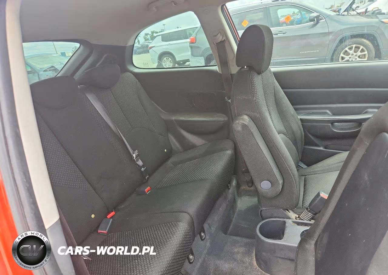 2008 Hyundai Accent Gs VIN:KMHCM36CX8U104516 - 10