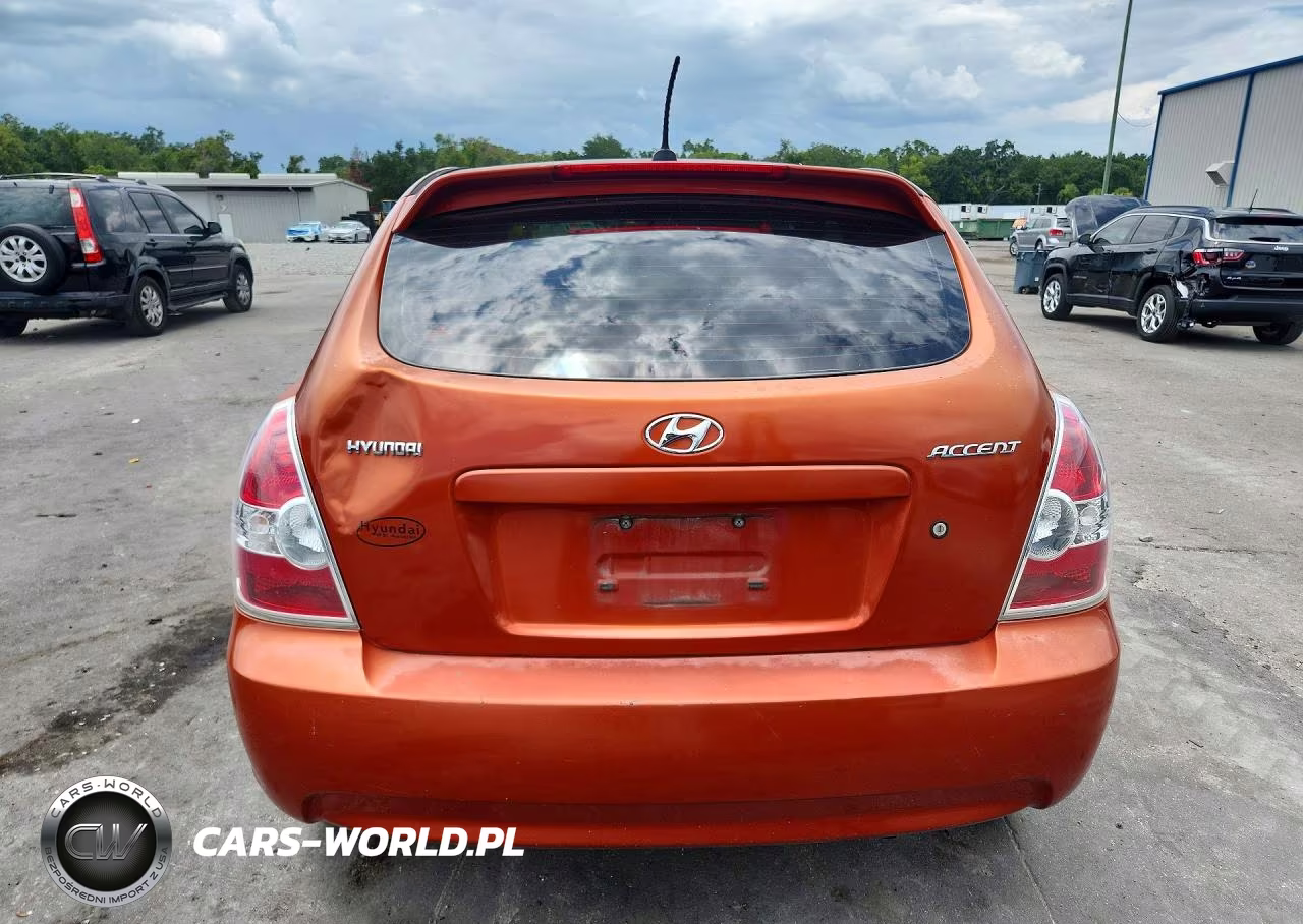2008 Hyundai Accent Gs VIN:KMHCM36CX8U104516 - 6
