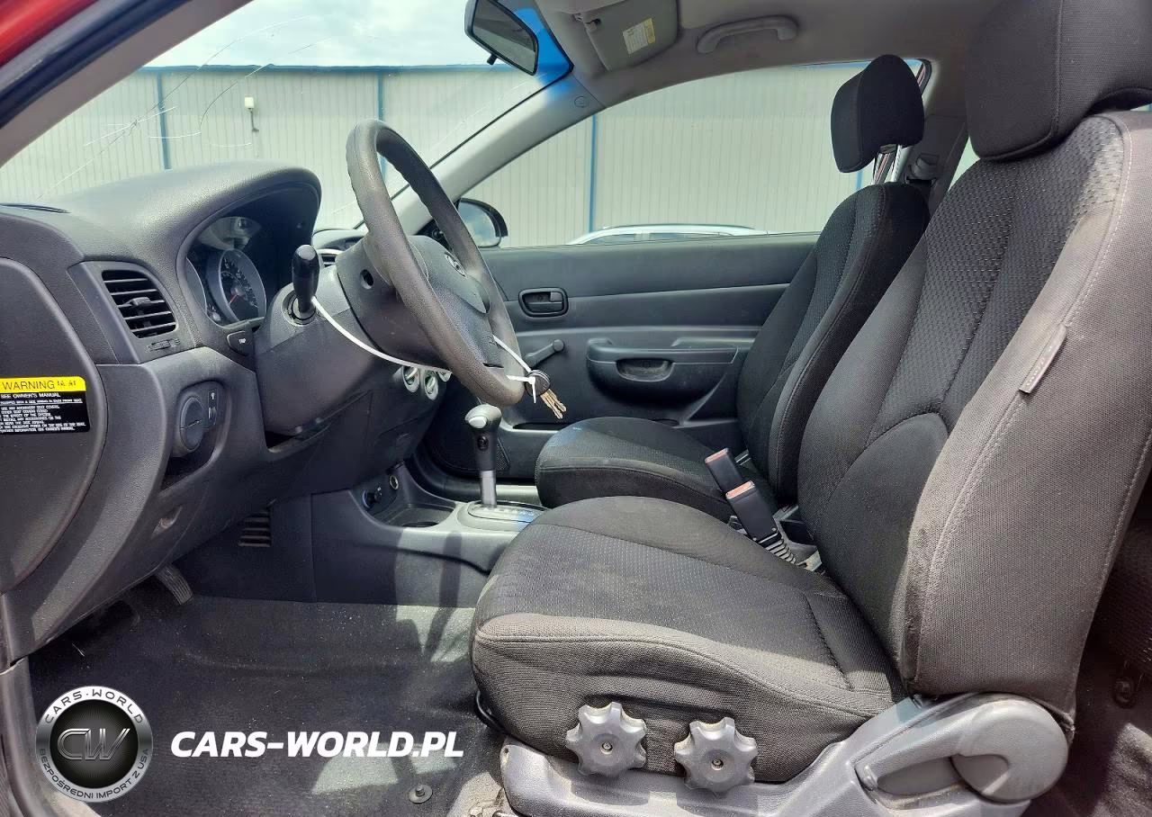 2008 Hyundai Accent Gs VIN:KMHCM36CX8U104516 - 7