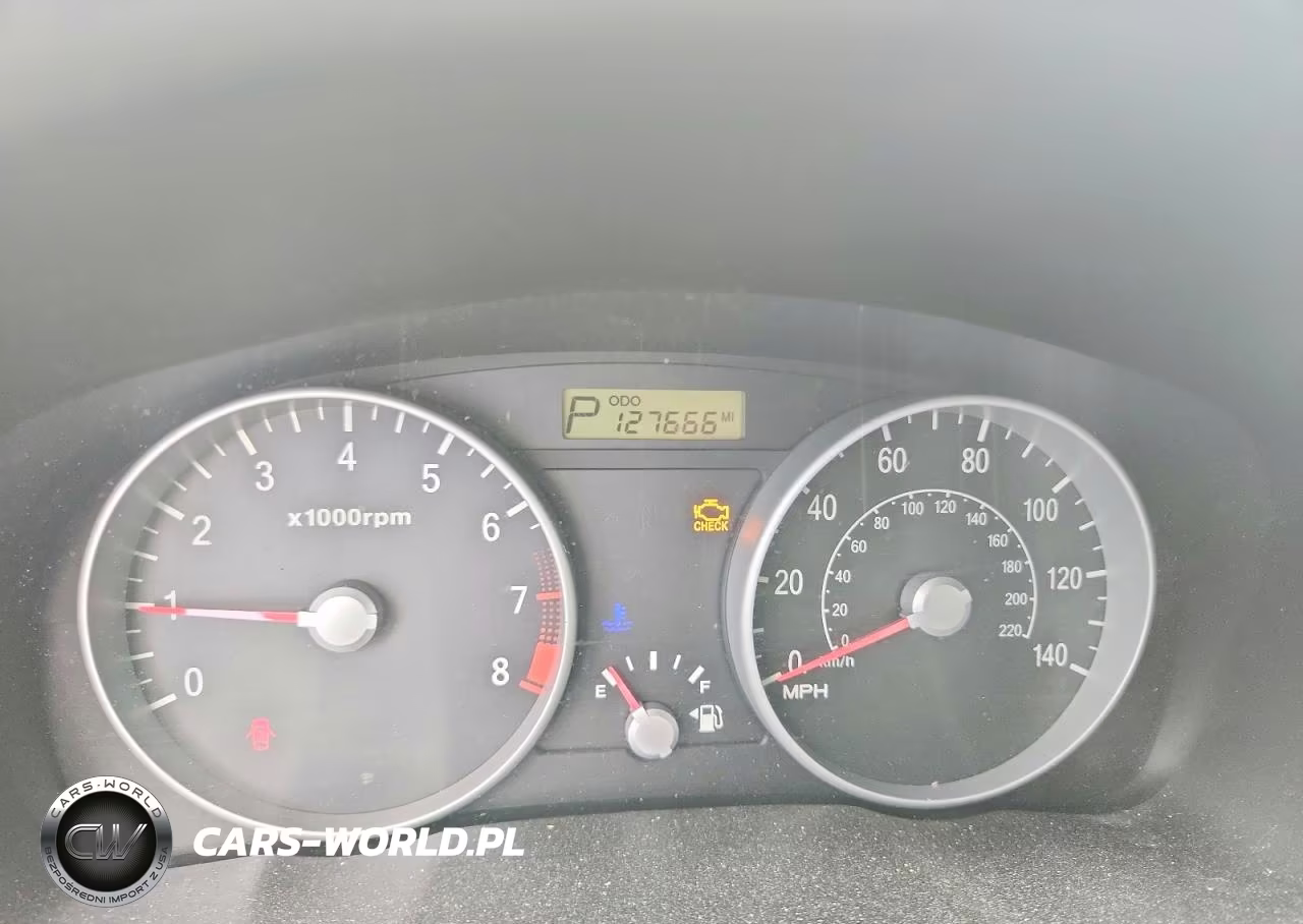 2008 Hyundai Accent Gs VIN:KMHCM36CX8U104516 - 9