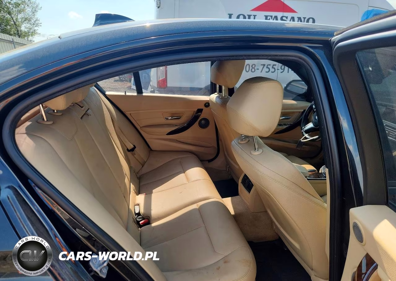 2014 BMW 335 Xi VIN:WBA3B9C52EP458332 - 10
