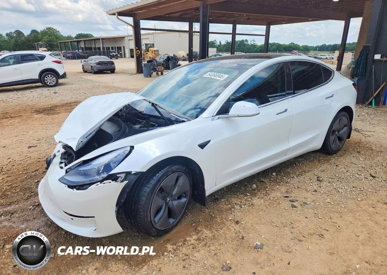 2020 Tesla Model 3 – zdjęcie 1 z 13