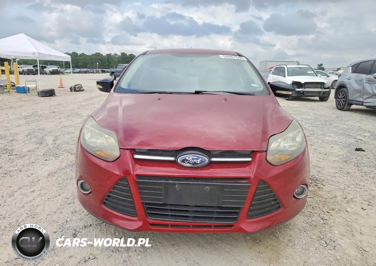 2014 Ford Focus Se VIN:1FADP3F2XEL348777 - 5