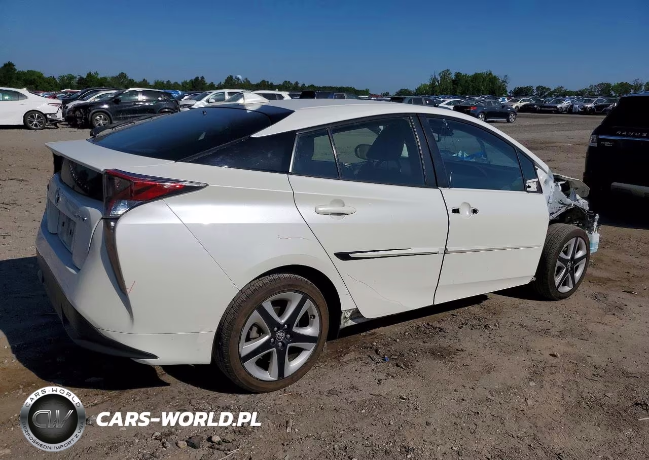 2017 Toyota Prius Four Touring VIN:JTDKARFU5H3041643 - 3