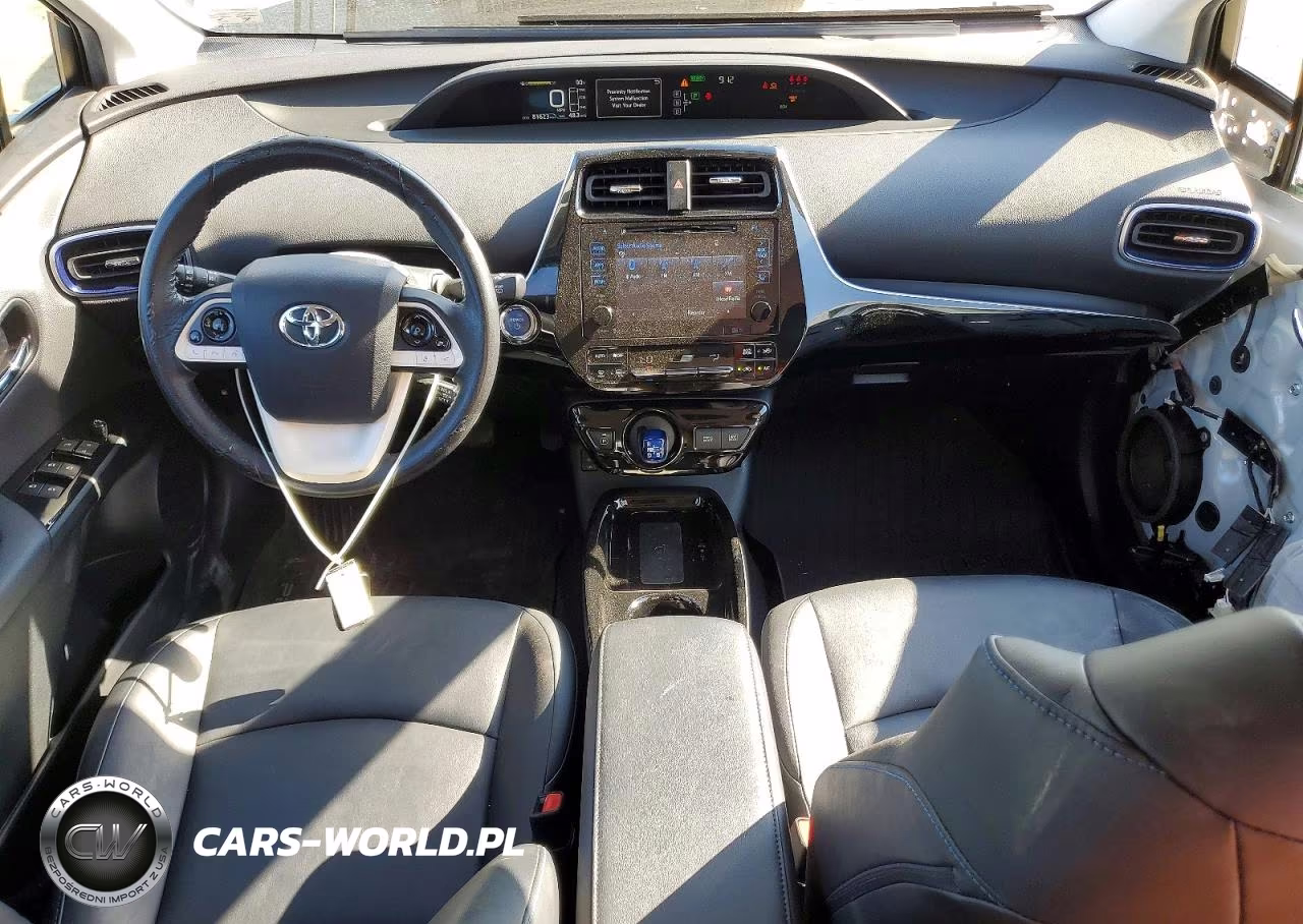 2017 Toyota Prius Four Touring VIN:JTDKARFU5H3041643 - 8
