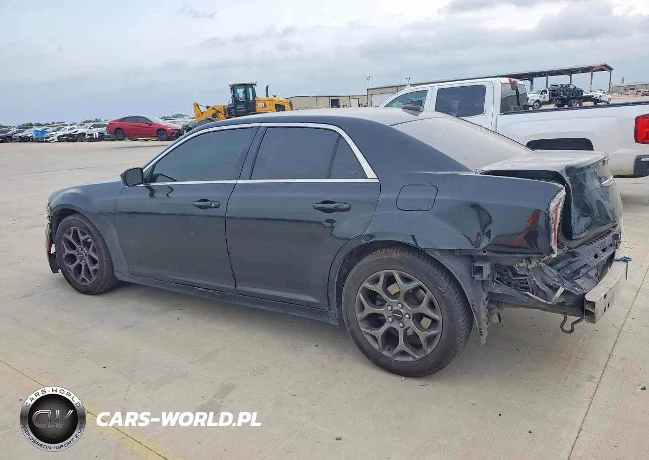 2015 Chrysler 300 Limited VIN:2C3CCAAG4FH779501 - 2