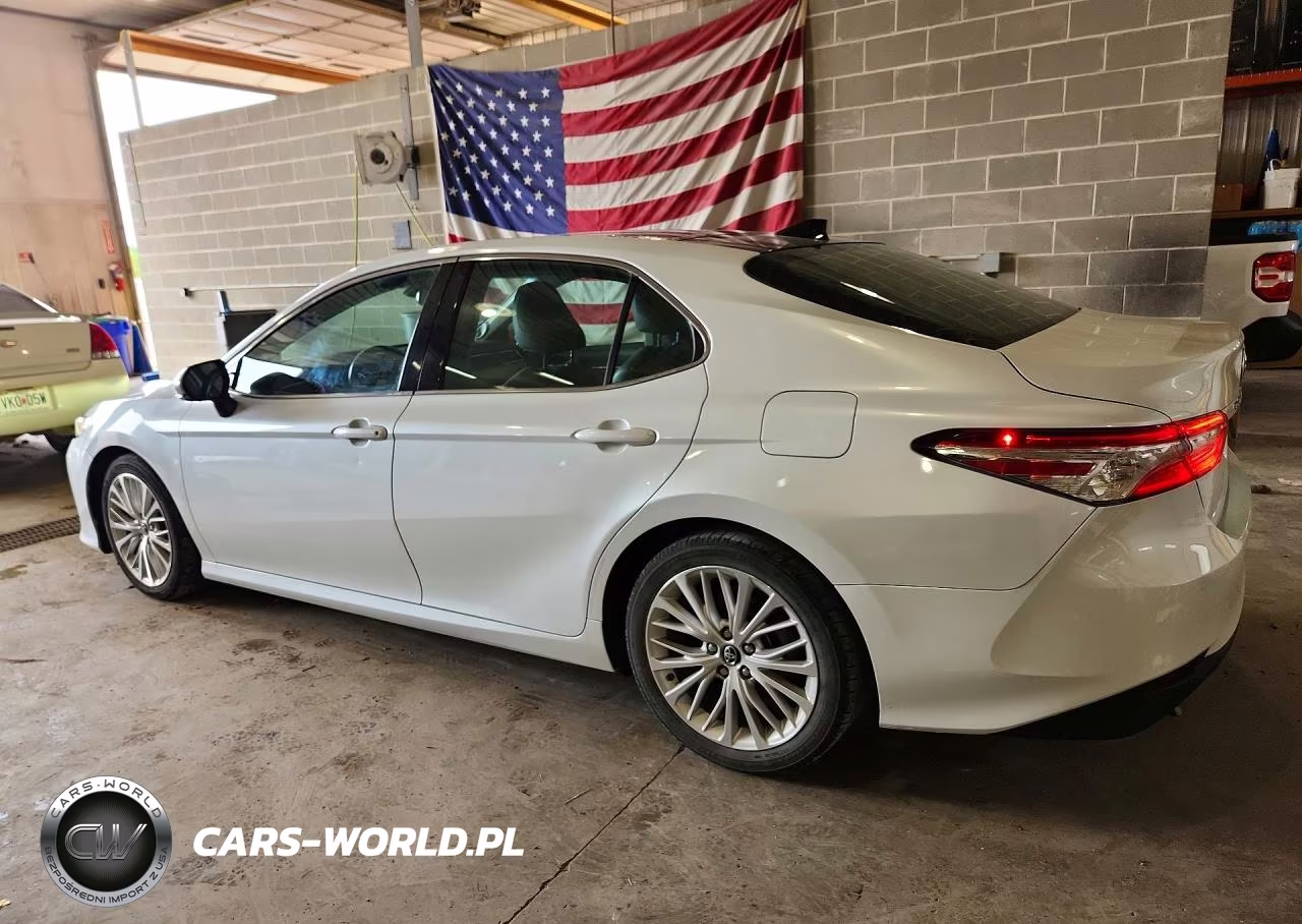 2018 Toyota Camry Xle VIN:4T1B11HK0JU017243 - 2