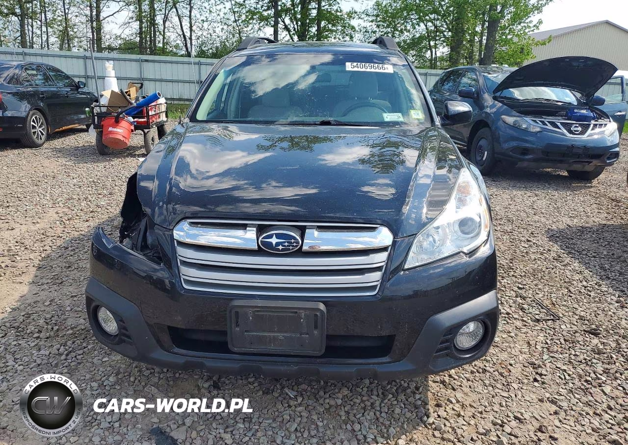 2014 Subaru Outback 2.5I Premium VIN:4S4BRBCC2E3272762 - 5