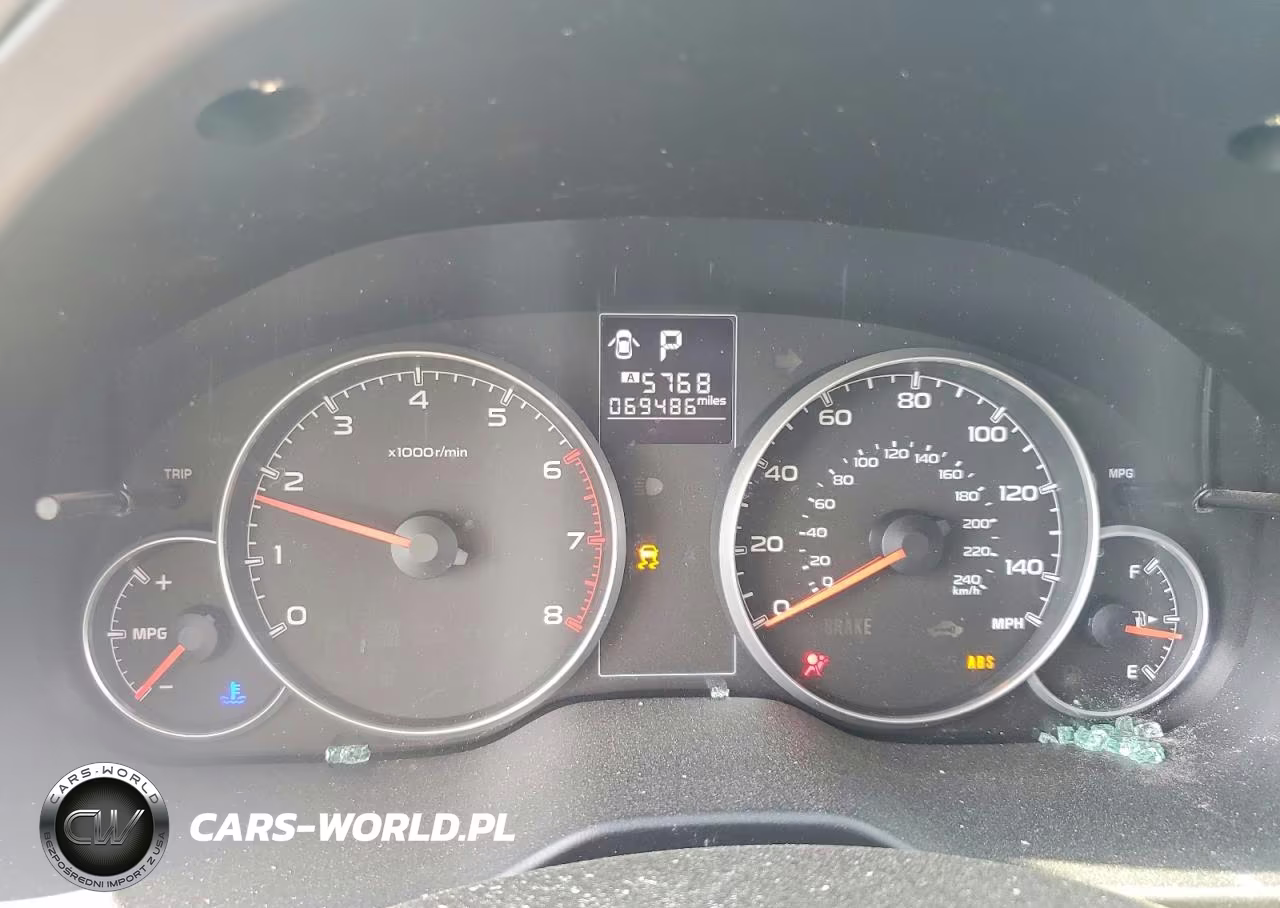 2014 Subaru Outback 2.5I Premium VIN:4S4BRBCC2E3272762 - 9