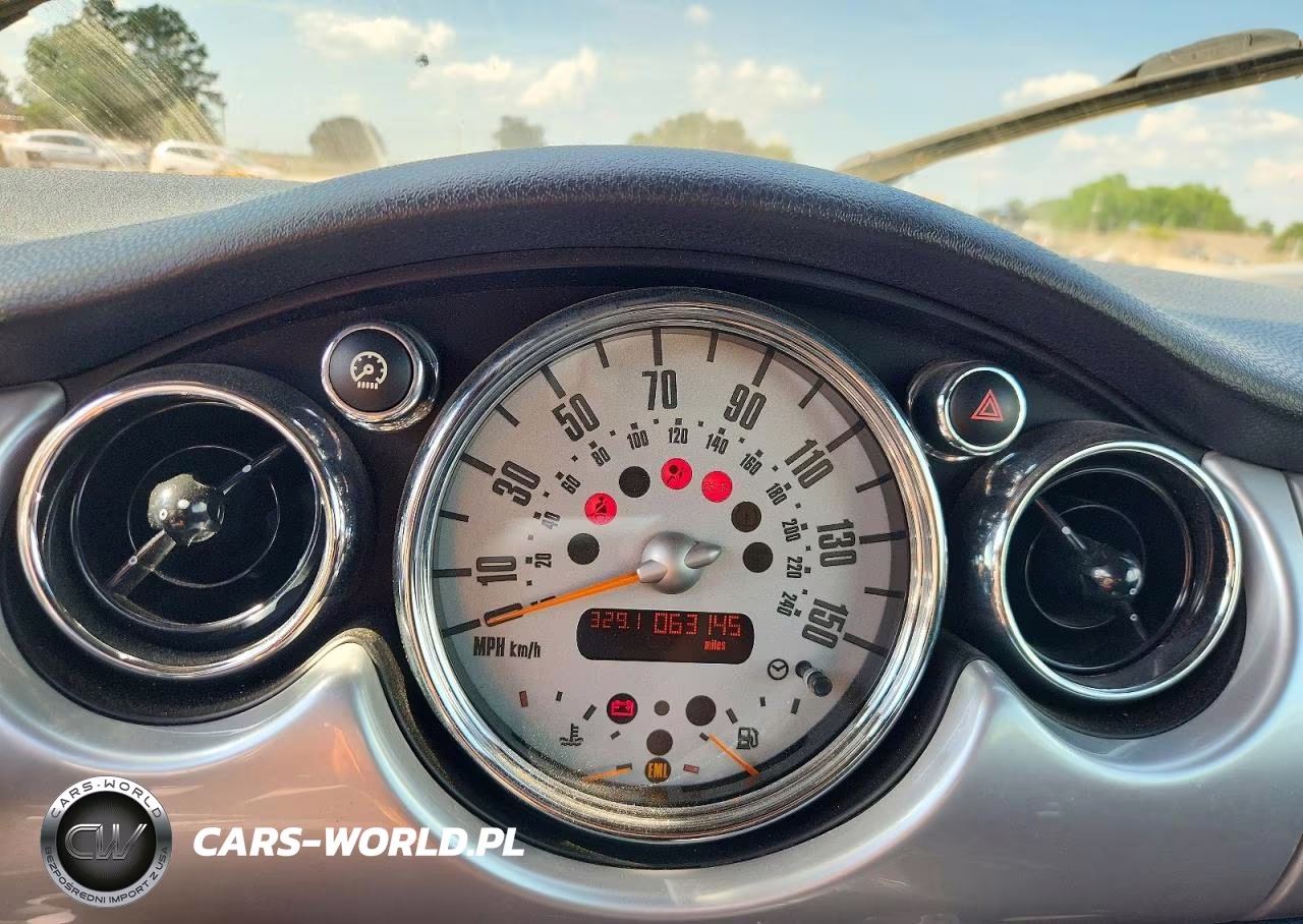 2006 Mini Cooper S VIN:WMWRH33516TF86563 - 9