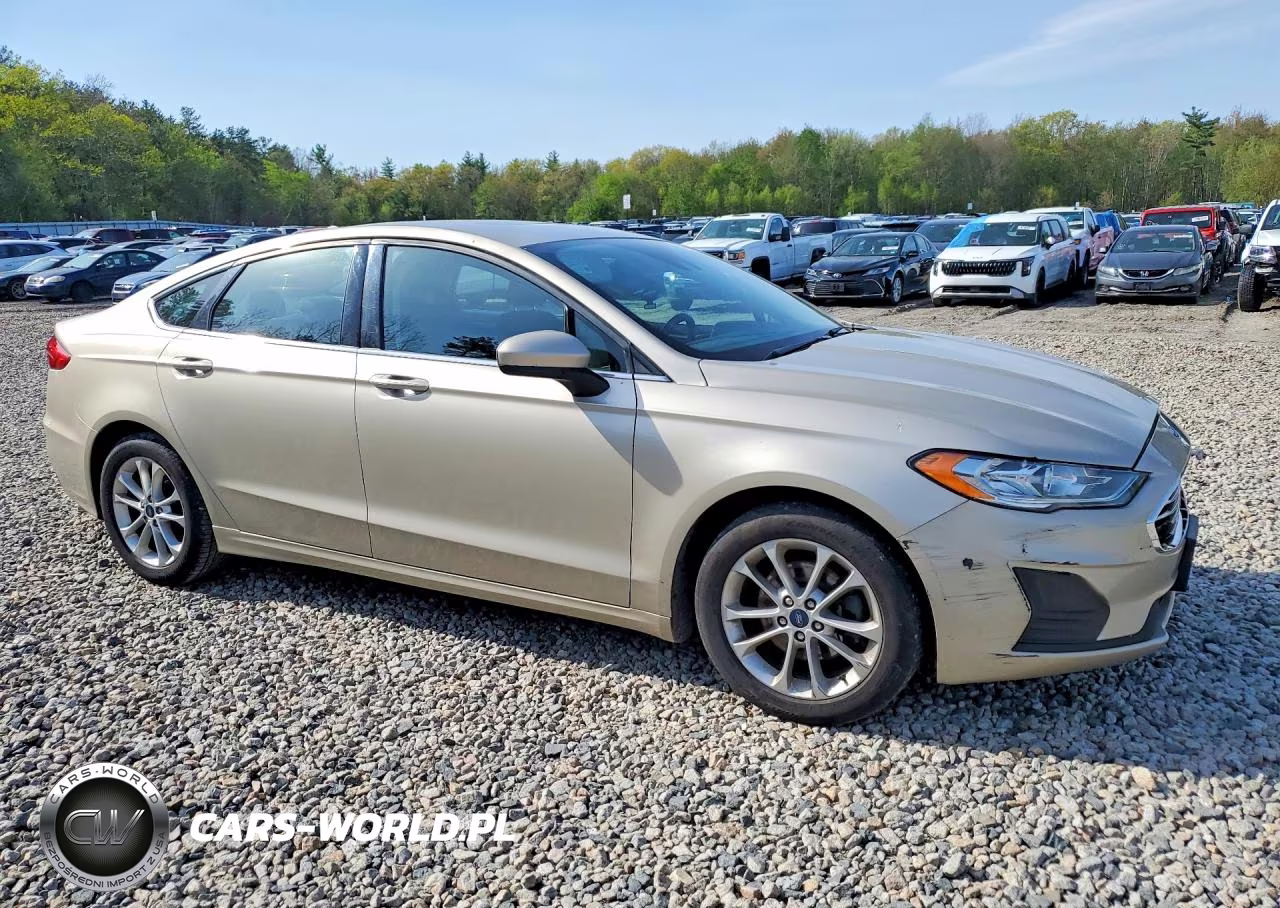 2019 Ford Fusion Se VIN:3FA6P0HD9KR266624 - 4