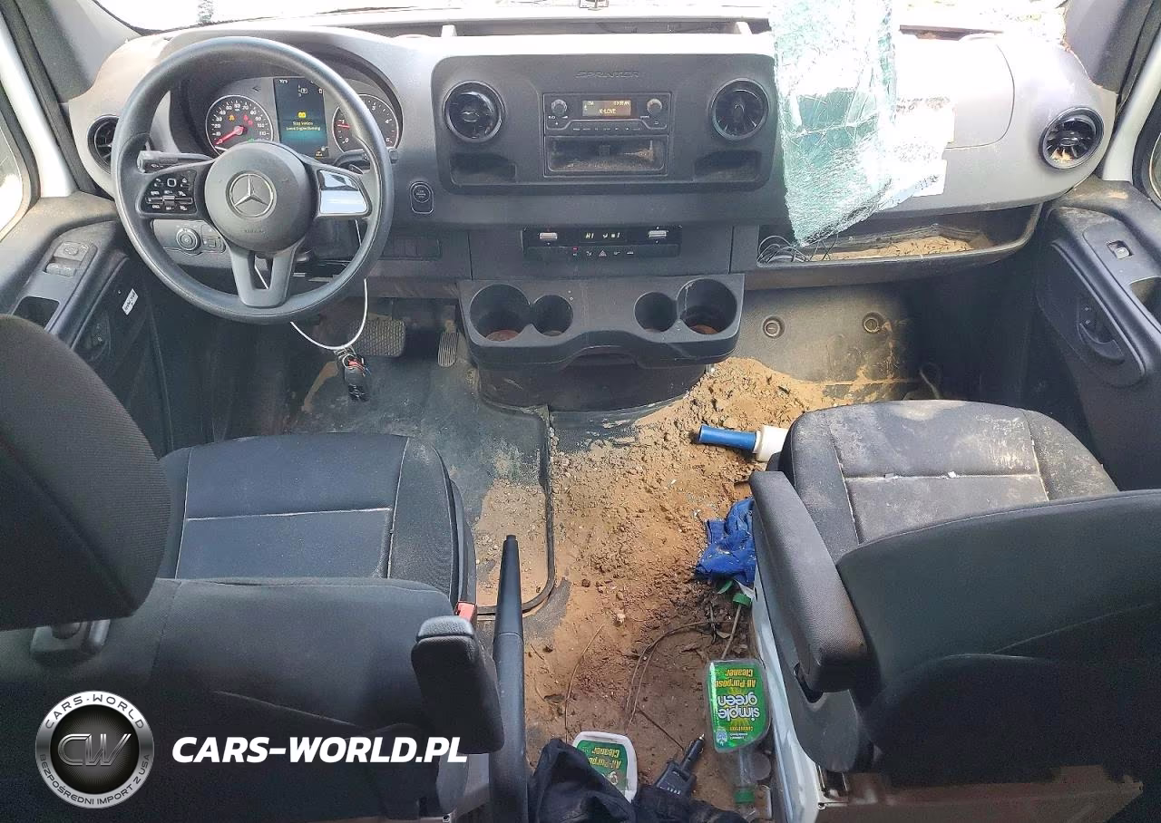 2024 Mercedes-Benz Sprinter 4500 VIN:W1Y9NC3Y2RT192458 - 8