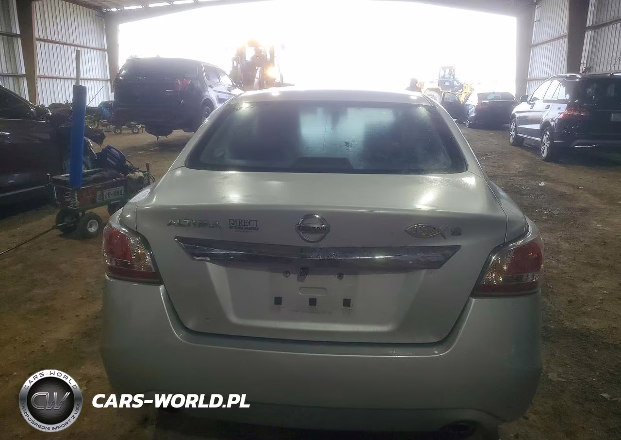 2015 Nissan Altima 2.5 S VIN:1N4AL3AP6FN325701 - 6
