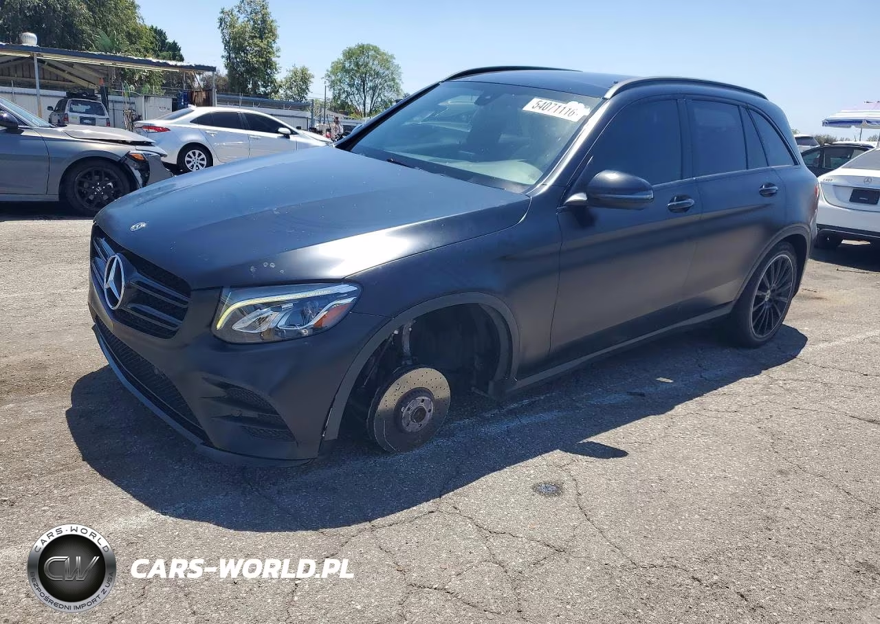 2018 Mercedes-Benz Glc 300 – zdjęcie 1 z 13