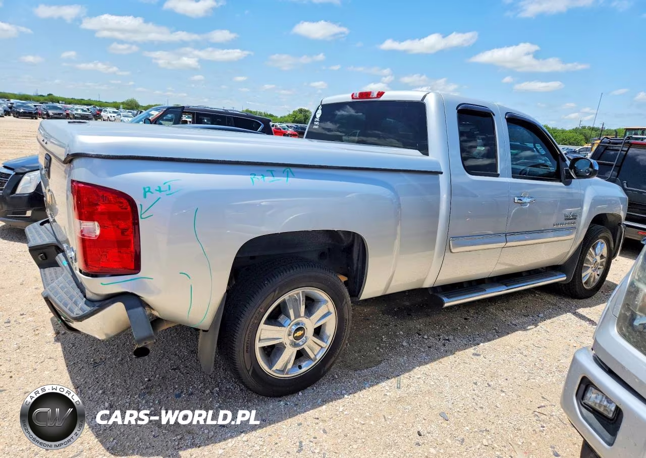 2012 Chevrolet Silverado C1500 Lt VIN:1GCRCSE09CZ332375 - 3