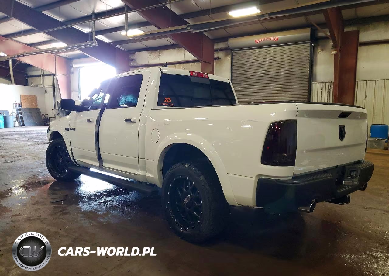 2017 Ram 1500 Laramie VIN:1C6RR7NT5HS656811 - 2