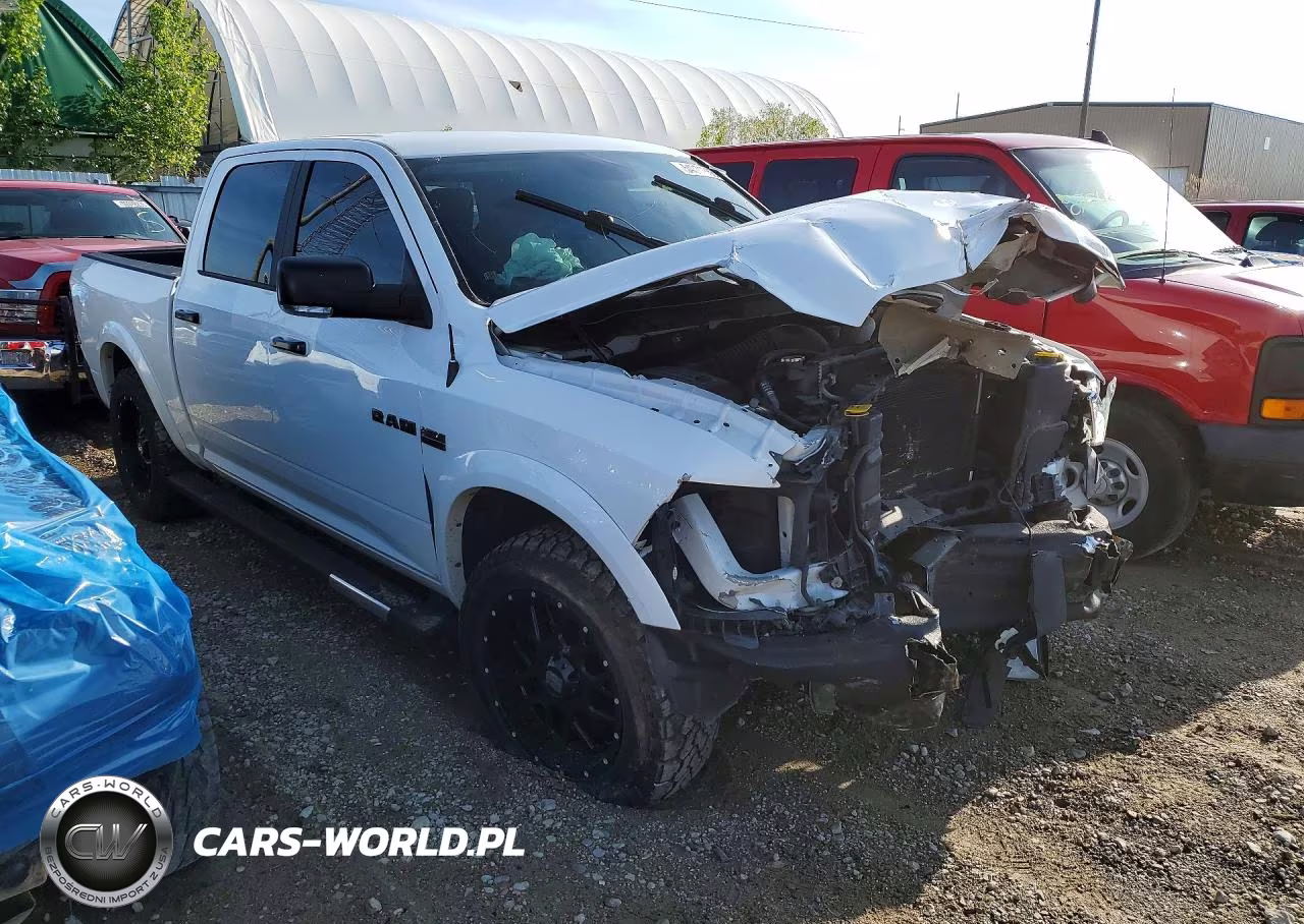 2017 Ram 1500 Laramie VIN:1C6RR7NT5HS656811 - 4