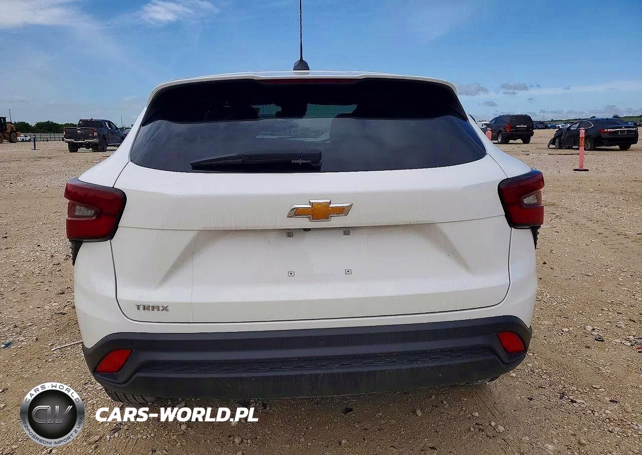 2024 Chevrolet Trax Ls VIN:KL77LFE27RC246247 - 6