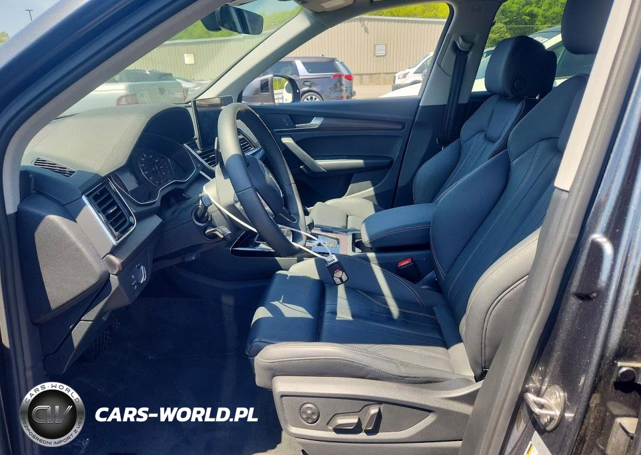 2024 Audi Q5 Premium 45 VIN:WA1GAAFY3R2153093 - 7