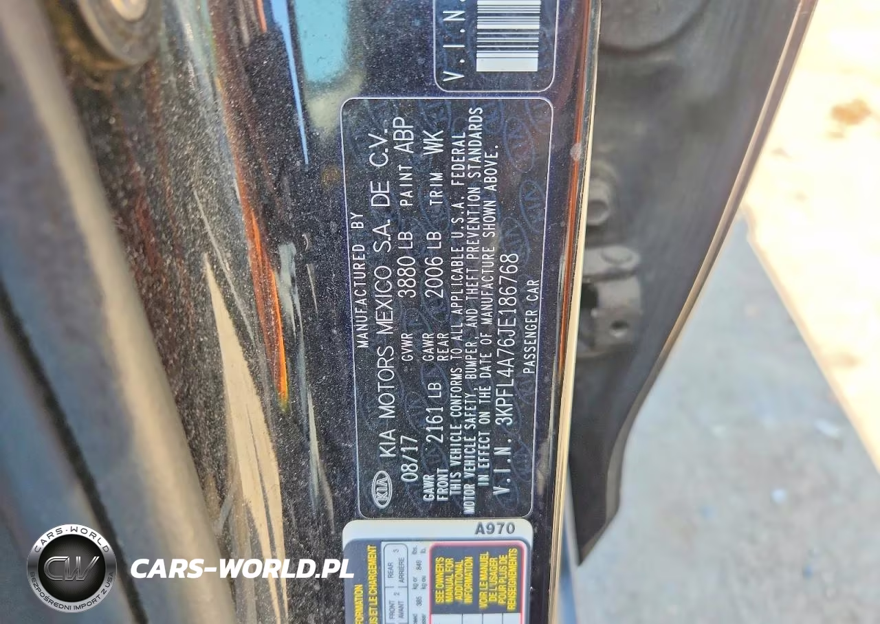2018 Kia Forte S VIN:3KPFL4A76JE186768 - 12