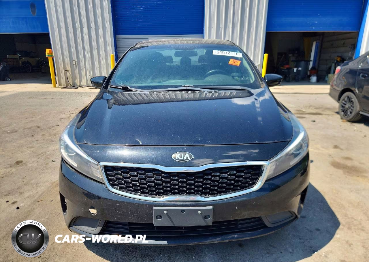 2018 Kia Forte S VIN:3KPFL4A76JE186768 - 5