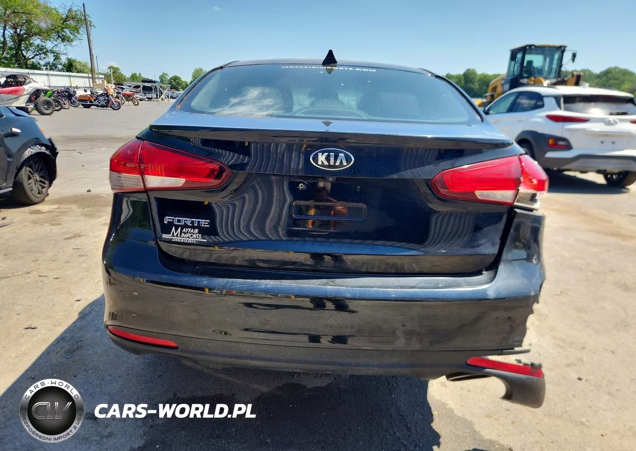 2018 Kia Forte S VIN:3KPFL4A76JE186768 - 6