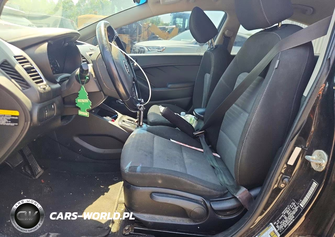2018 Kia Forte S VIN:3KPFL4A76JE186768 - 7
