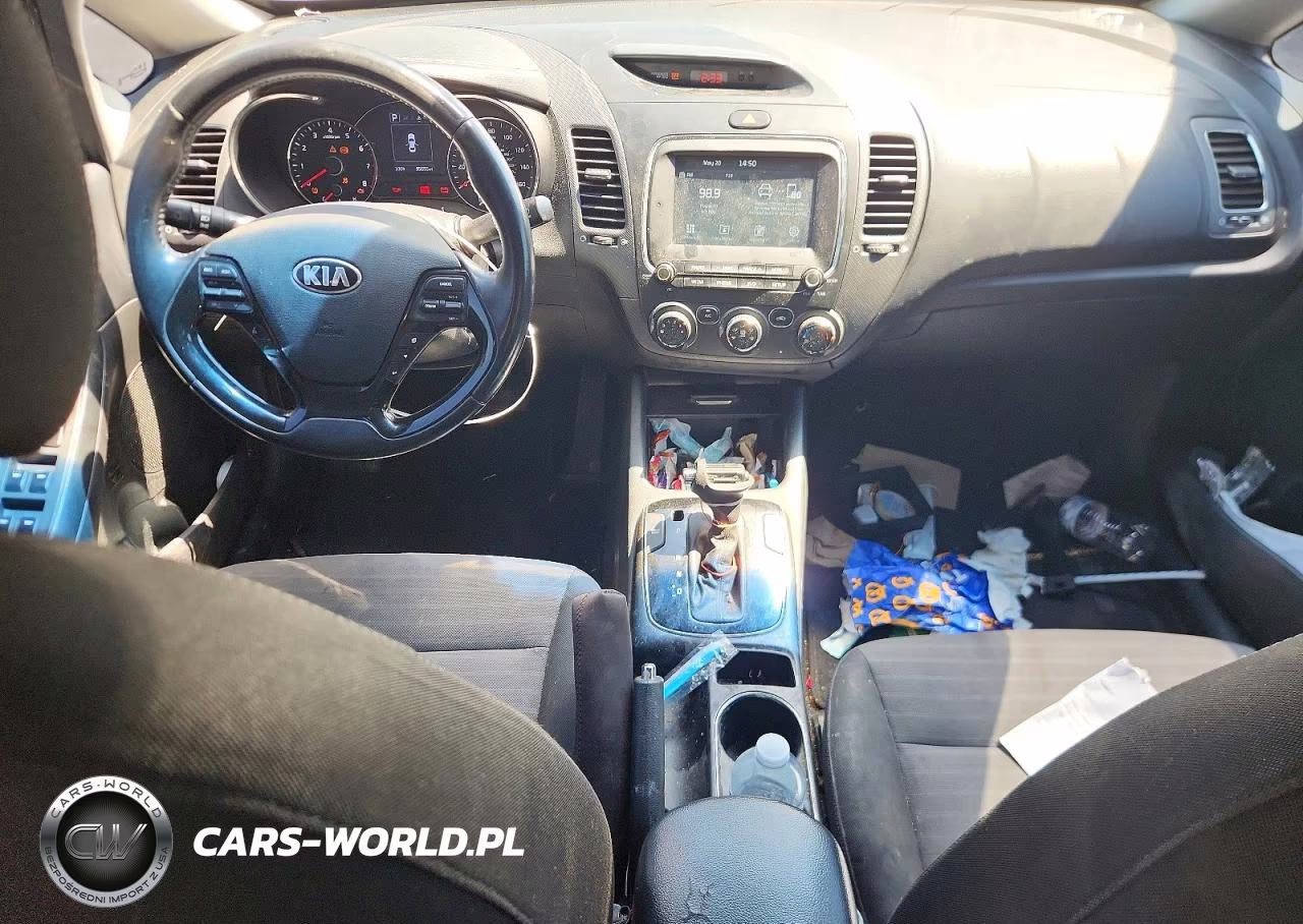 2018 Kia Forte S VIN:3KPFL4A76JE186768 - 8