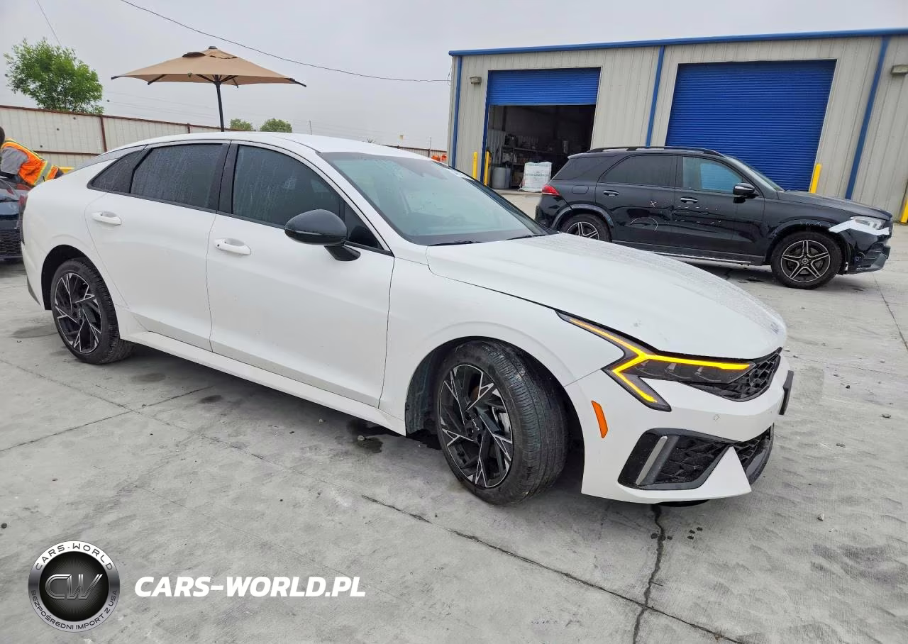2025 Kia K5 Gt Line VIN:KNAG64J7XS5340016 - 4